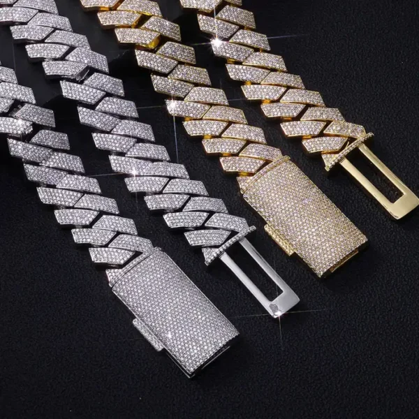 18mm Silver Moissanite Cuban Link Bracelet, product design view 4.